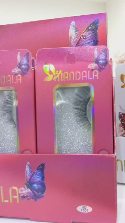 Cílios Postiços Mandala 6D – Box Expositor Holográfico Preto com 12 Caixinhas Individuais – MM2006